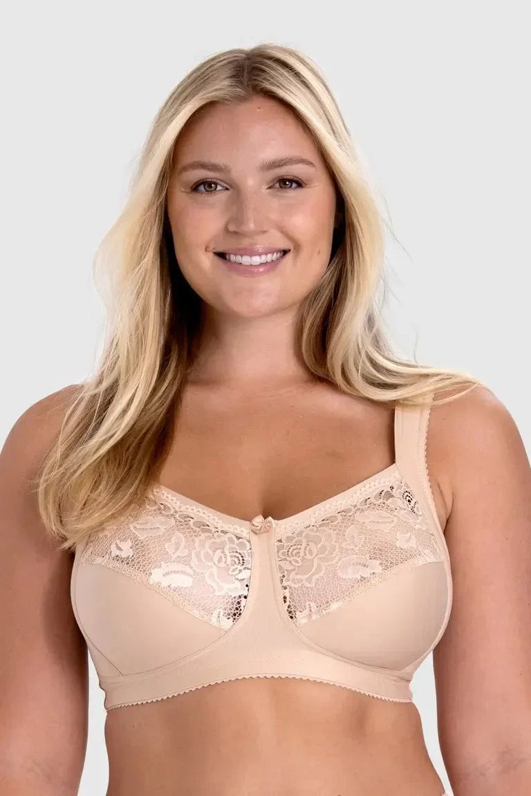 Triumph -  4 delni paket (75A-115F) 💝 Čipkast modrček